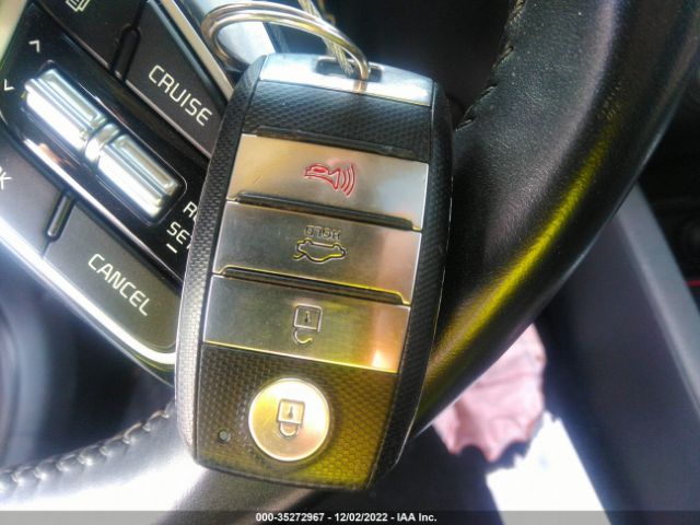5XXGT4L31LG409744 KIA Optima S