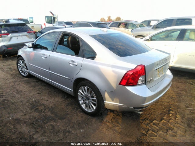 Volvo S40 2011 YV1672MS5B2550180 Image 3