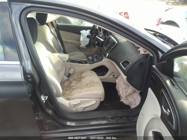 Chrysler 200 Limited 2015 1C3CCCABXFN647415 Image 5