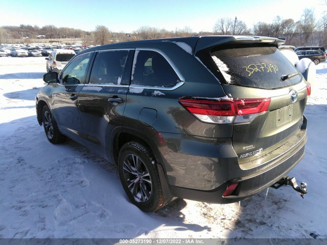 2017 Toyota Highlander, VIN: 5TDBGRFH6HS035057