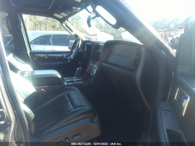 2016 Lincoln Navigator, VIN: 5LMJJ2JT2GEL10999