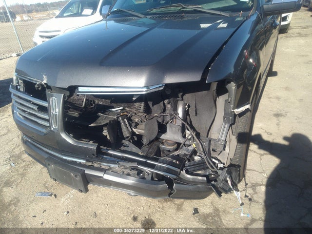 2016 Lincoln Navigator, VIN: 5LMJJ2JT2GEL10999