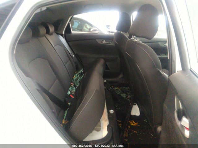 3KPF24AD9ME375587 KIA Forte Lxs