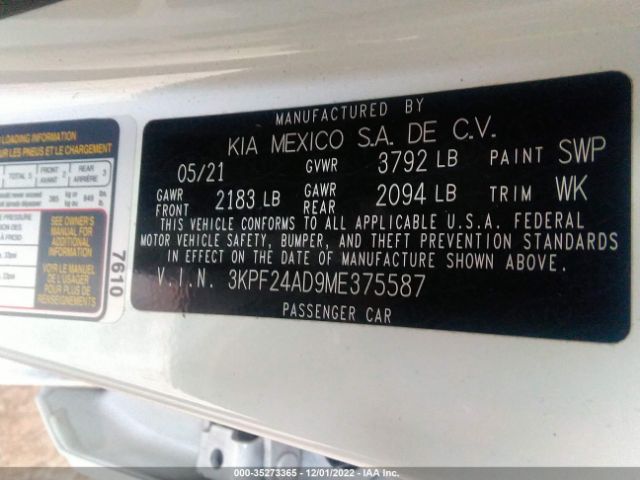 3KPF24AD9ME375587 KIA Forte Lxs
