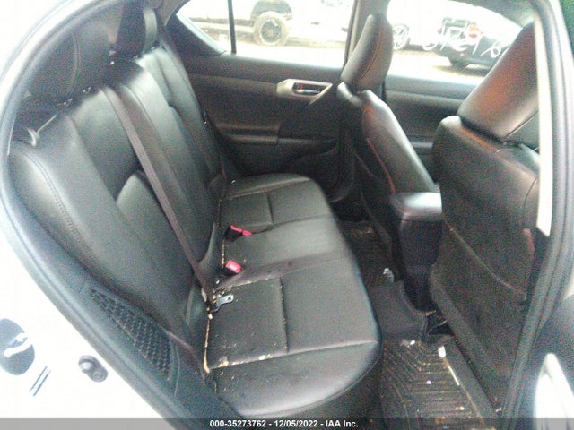 Lexus CT 200H 2011 JTHKD5BH9B2037888 Image 9