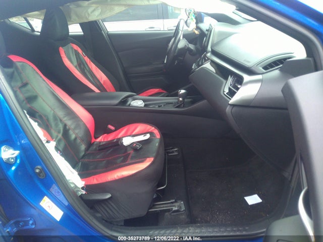 Toyota C-HR XLE 2018 NMTKHMBX1JR010066 Image 7