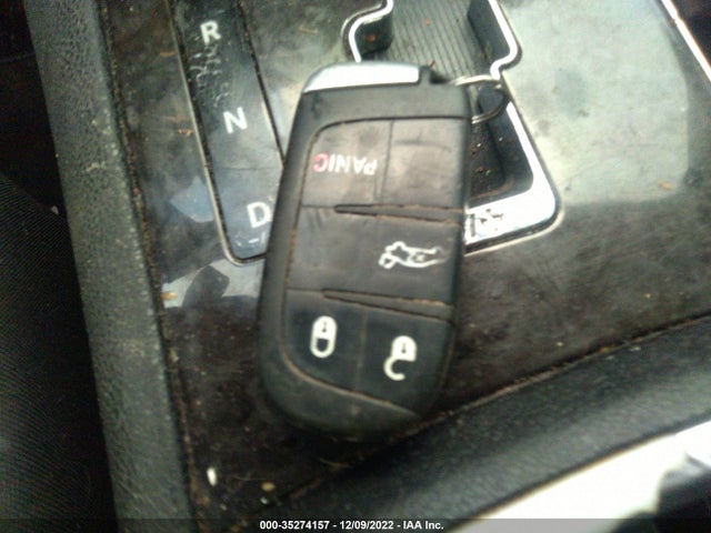 Chrysler 300 2011 2C3CA4CGXBH536029 Image 3