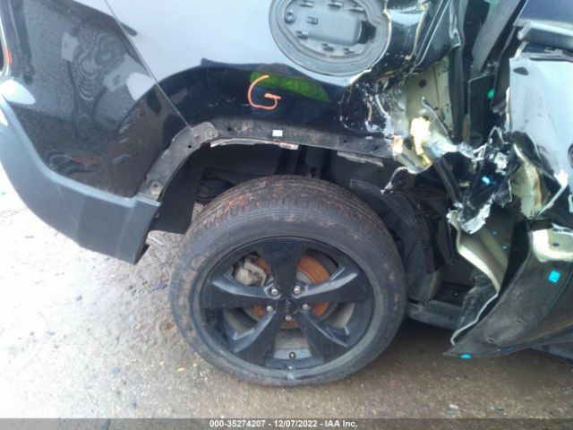1C4PJLLB7KD388107 Jeep Cherokee Altitude