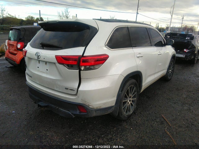 2017 Toyota Highlander, VIN: 5TDJZRFH4HS378326