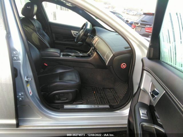 SAJWA0HB6CLS35908 Jaguar XF