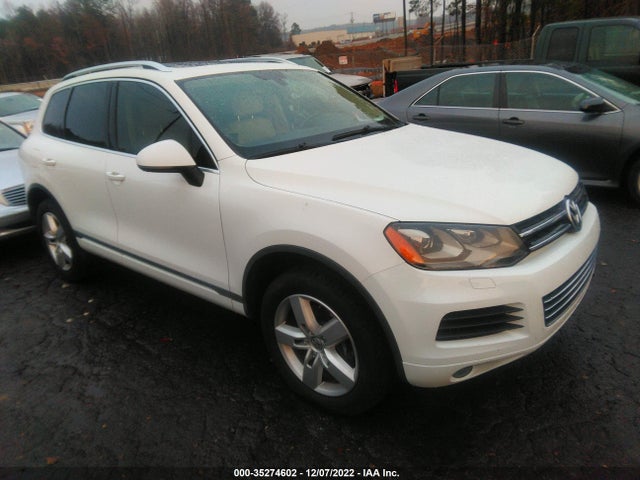 2014 WVGEF9BP3ED012917 main image