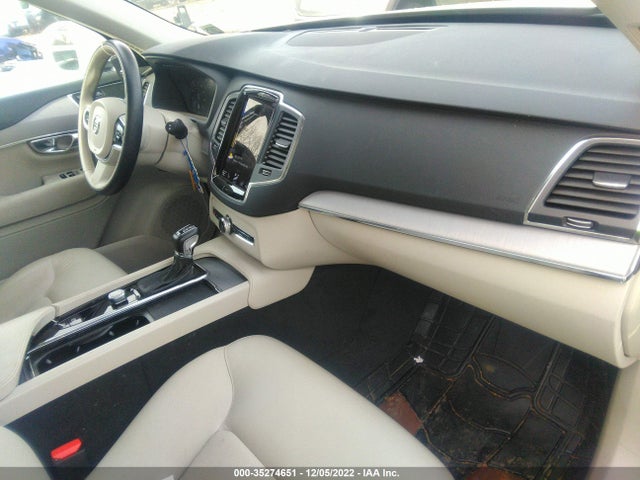 2022 Volvo XC90, VIN: YV4102PKXN1801234