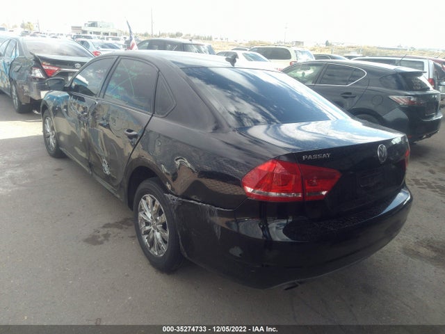 1VWAT7A30EC095529 Volkswagen Passat Wolfsburg Ed