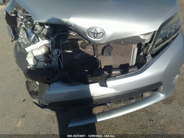 2017 TOYOTA SIENNA SE VIN: 5TDXZ3DC2HS814976