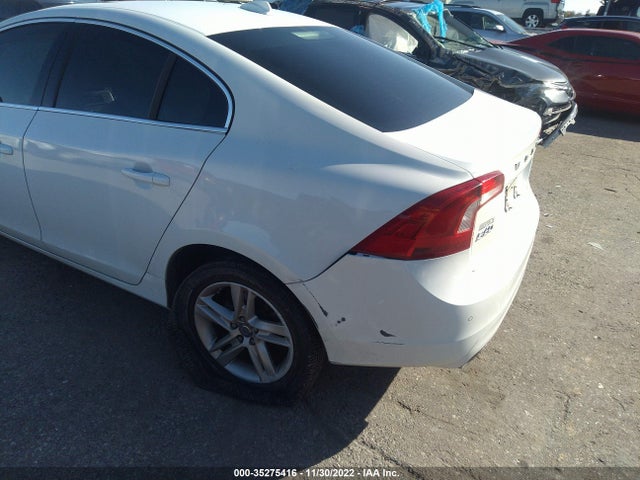 2015 Volvo S60, VIN: YV140MFK5F2352922