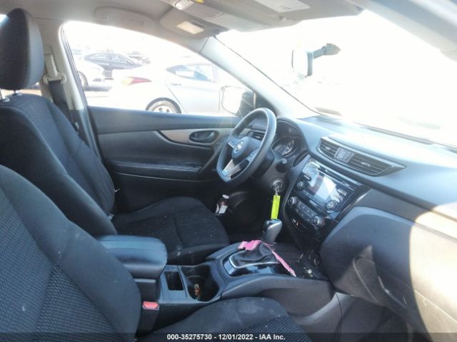 JN1BJ1CR0JW256873 Nissan Rogue Sport S