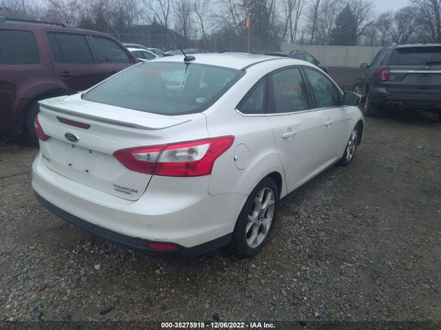 2012 FORD FOCUS TITANIUM VIN: 1FAHP3J27CL391365