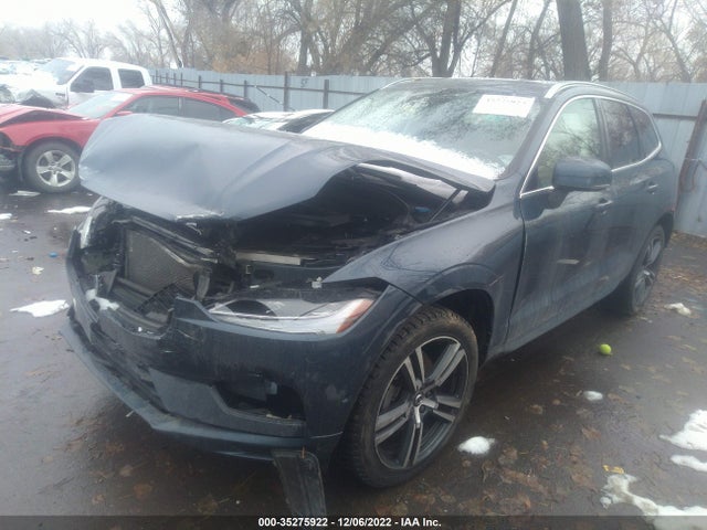 Volvo Xc60 Momentum 2019 LYV102DK3KB296570 Image 2