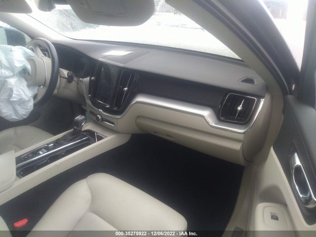 Volvo Xc60 Momentum 2019 LYV102DK3KB296570 Image 6