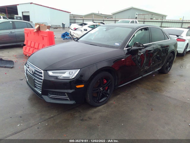 2017 Audi A4, VIN: WAUENAF47HN005571