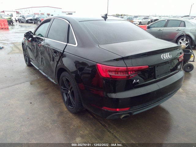 2017 Audi A4, VIN: WAUENAF47HN005571