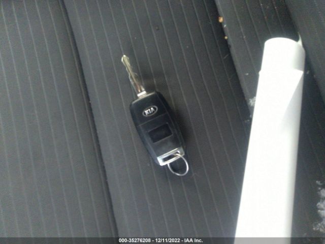 KNAFX4A69G5441491 KIA FORTE LX