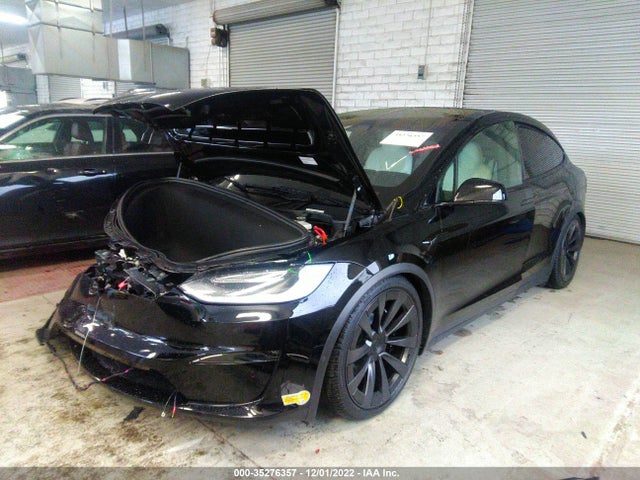 2022 Tesla Model X, VIN: 7SAXCDE57NF338668