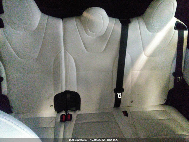 2022 Tesla Model X, VIN: 7SAXCDE57NF338668