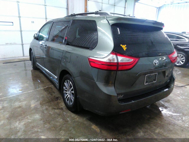 2018 Toyota Sienna, VIN: 5TDYZ3DC2JS930236