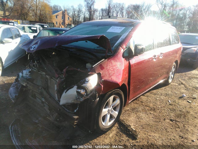Toyota Sienna Le V6 8 Passenger 2014 5TDKK3DC9ES433362 Image 2
