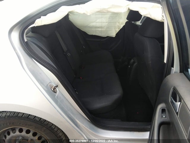 3VW2K7AJ0EM241027 Volkswagen Jetta Sedan S