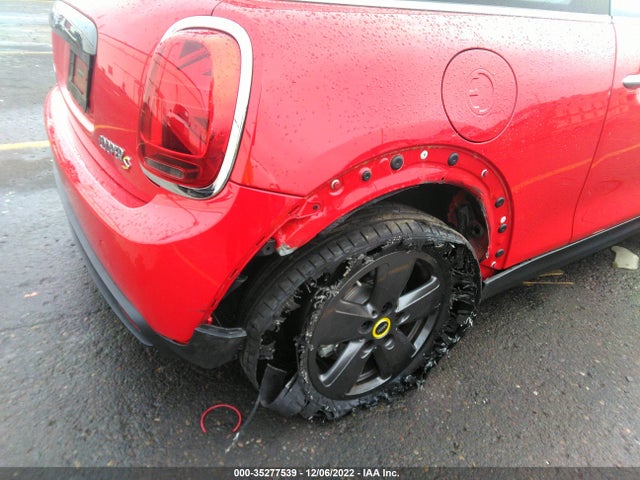 2021 Mini Cooper, VIN: WMWXP3C09M2N42938