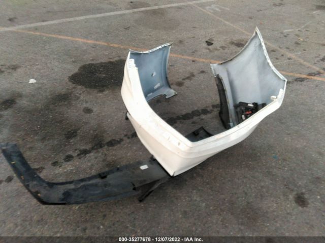 3KPF24AD8ME305126 KIA Forte Lxs