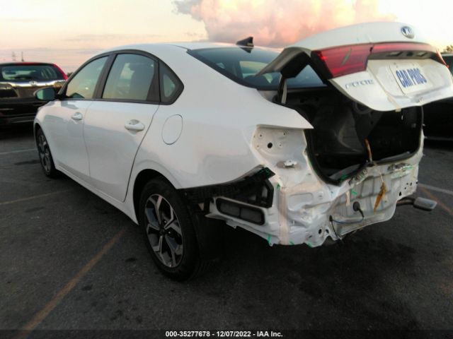 3KPF24AD8ME305126 KIA Forte Lxs