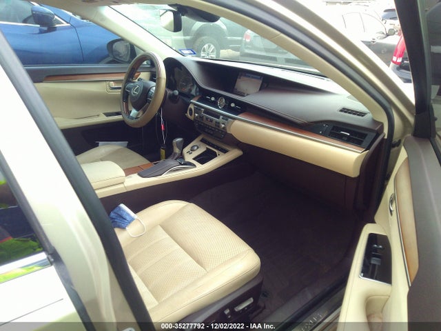 2016 Lexus ES, VIN: JTHBW1GGXG2104640