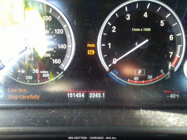 BMW 5 Series 528i Xdrive 2013 WBAXH5C50DD110599 Image 9