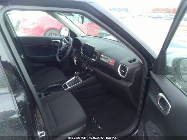 2022 Hyundai Venue, VIN: KMHRB8A35NU149363