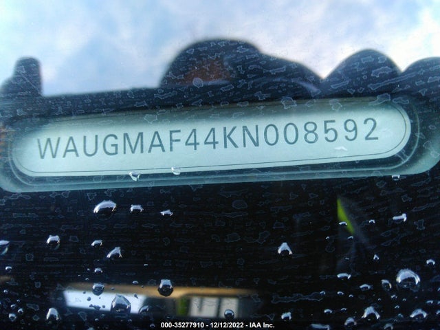 WAUGMAF44KN008592 Audi A4 Premium/titanium Premium