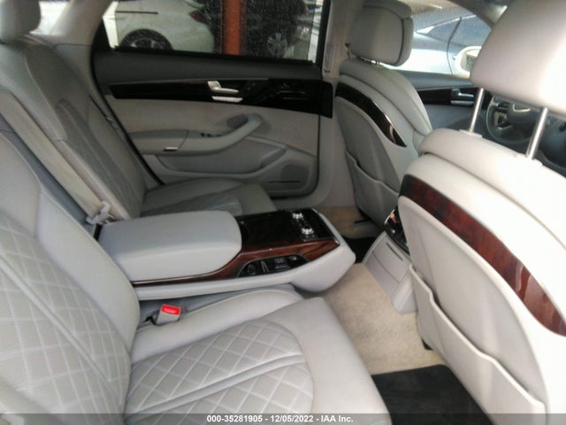 2016 Audi A8, VIN: WAU34AFD8GN016135