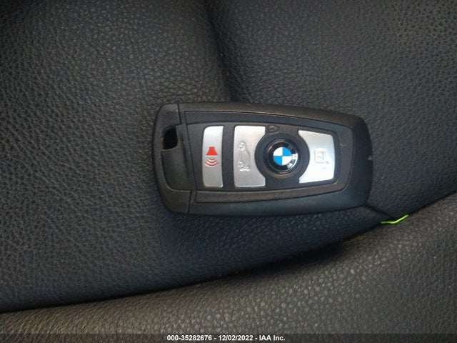 BMW 3 Series 320i 2018 WBA8A9C56JAC99940 Image 11