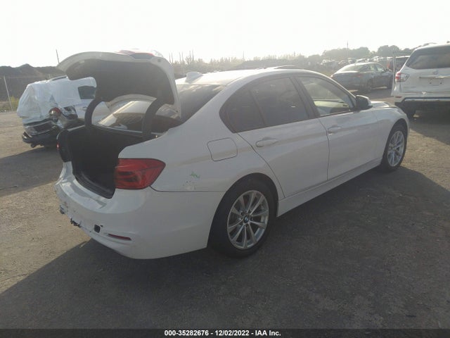 BMW 3 Series 320i 2018 WBA8A9C56JAC99940 Image 4