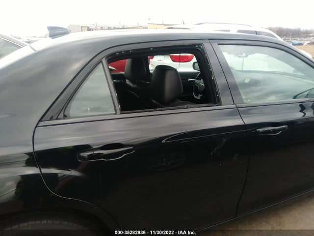 2C3CCAGG4GH208552 Chrysler 300