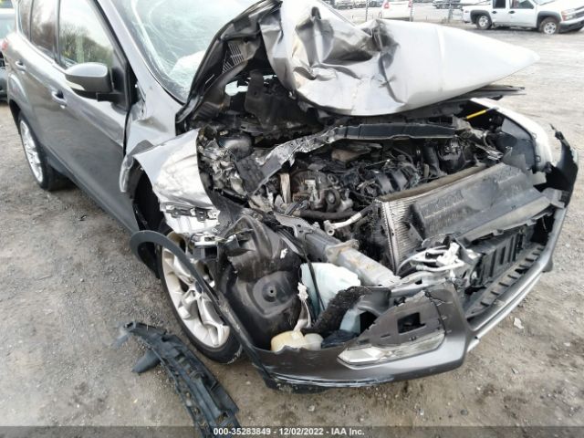 1FMCU0J98EUE58072 Ford Escape Titanium