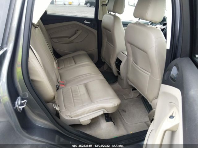 1FMCU0J98EUE58072 Ford Escape Titanium