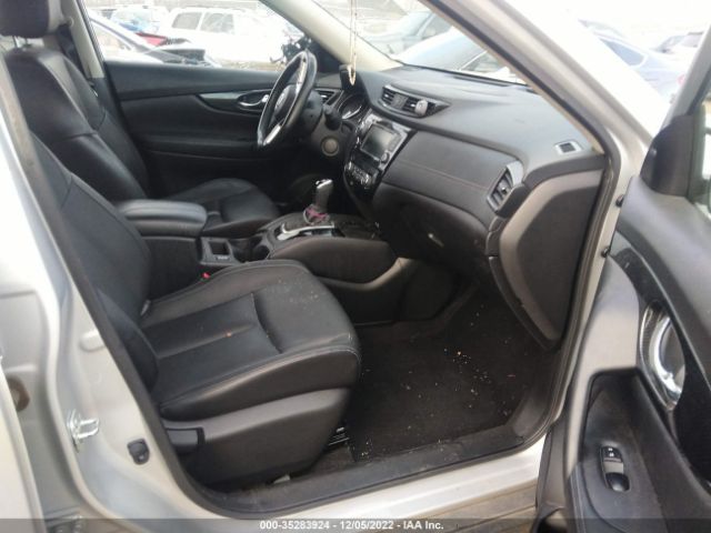 JN8AT2MV8JW343171 Nissan Rogue Sl
