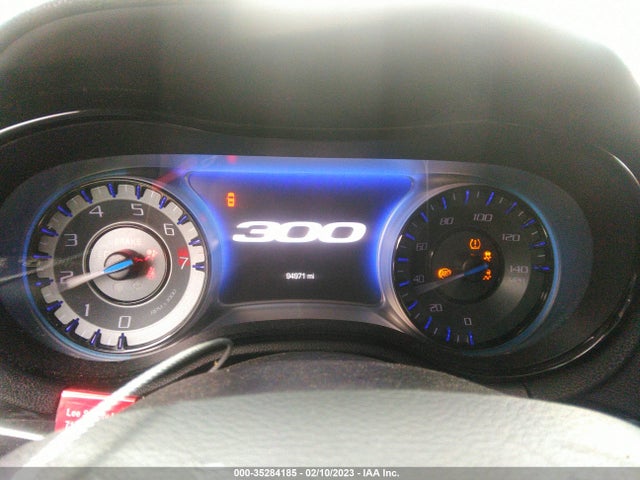 2017 Chrysler 300, VIN: 2C3CCABG6HH664898