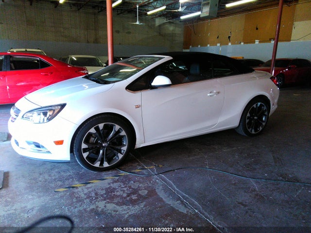 Продаж на аукціоні авто 2018 Buick Cascada Premium, vin: W04WH3N56JG029675, номер лоту: 35284261