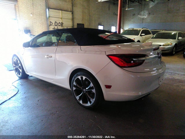 Продаж на аукціоні авто 2018 Buick Cascada Premium, vin: W04WH3N56JG029675, номер лоту: 35284261