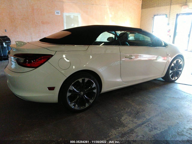 Продаж на аукціоні авто 2018 Buick Cascada Premium, vin: W04WH3N56JG029675, номер лоту: 35284261