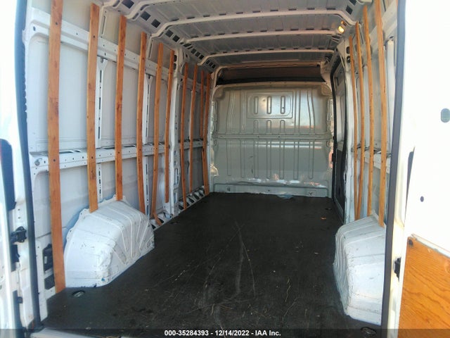 3C6TRVDG3JE144956 RAM Promaster Cargo Van